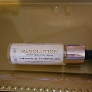 Revolution Makeup Baking Oil with Gold Cap